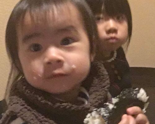 E84EB856-8B77-47A4-ACDB-DE82504F9696